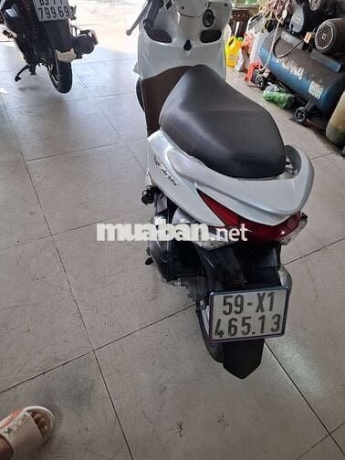 Honda Vision Trắng