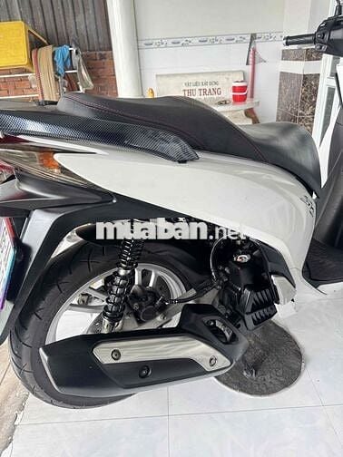 Honda SH 150cc Trắng bán hoặc giao luu