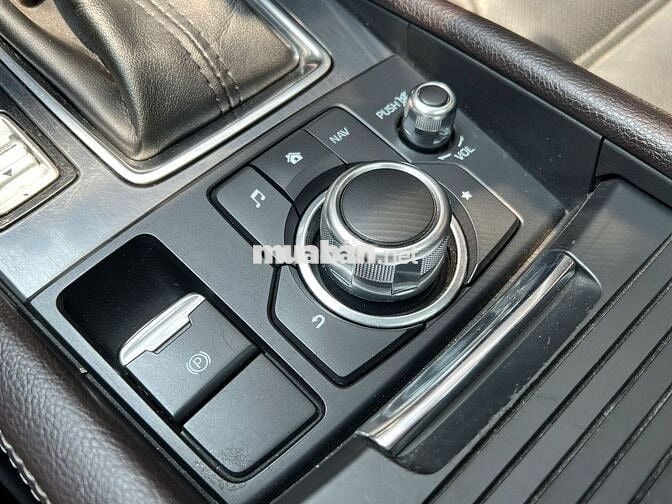 Mazda 6 model 2020 màu đỏ, máy 2.0 siêu êm