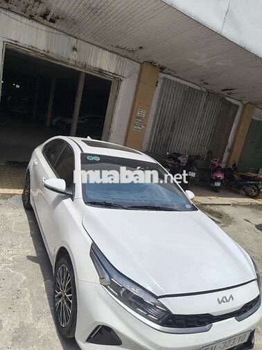Kia K3 2024 Trắng Việt Nam