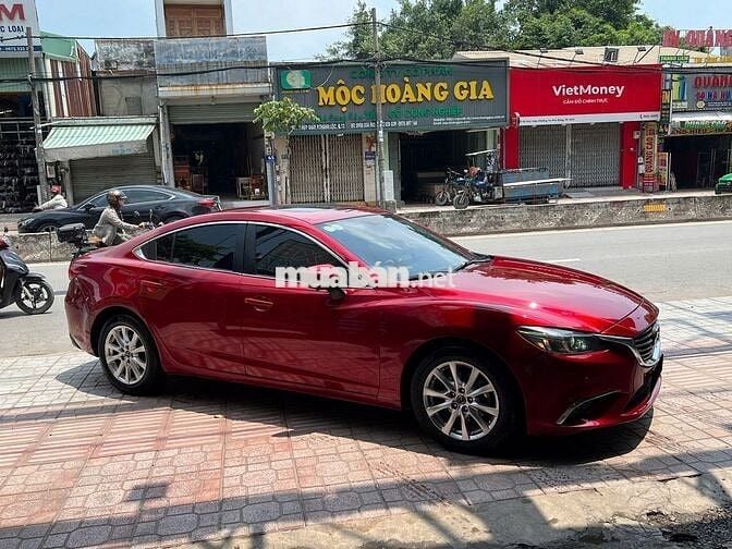 Mazda 6 model 2020 màu đỏ, máy 2.0 siêu êm