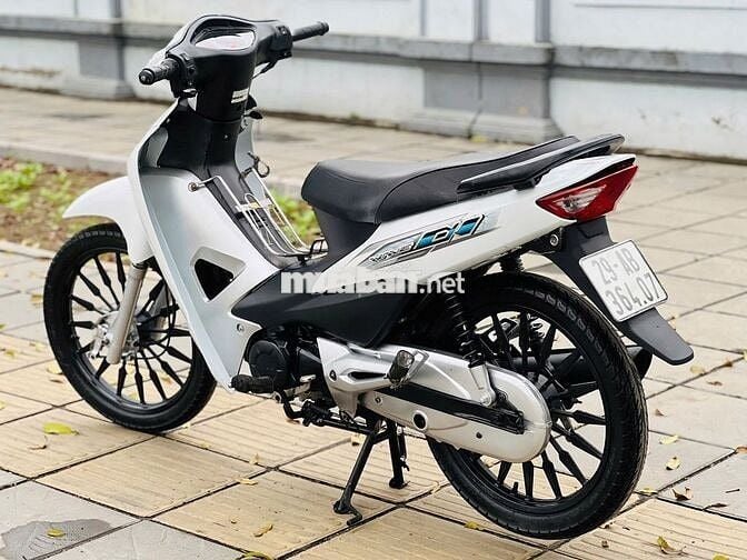 Wave 50cc Trắng Biển Hà Nội Mới Đi 2500km