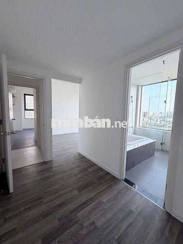 Cho thuê căn 3 PN trống 137 m2 giá 21 triệu bao gồm pql