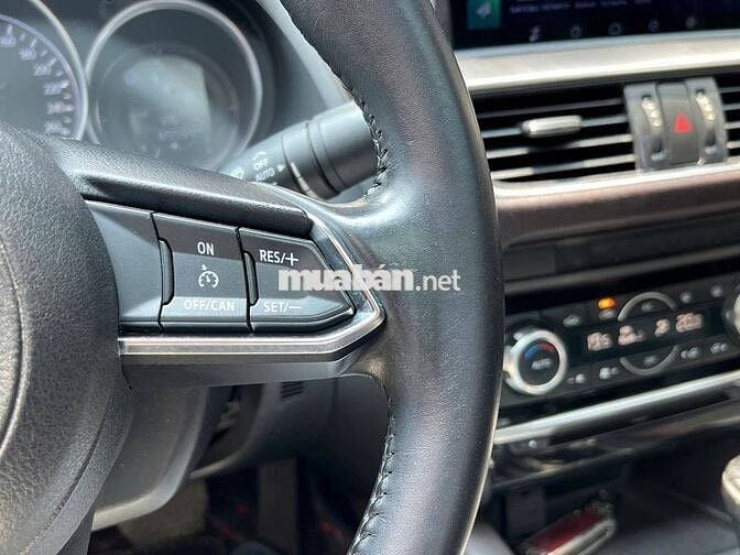 Mazda 6 model 2020 màu đỏ, máy 2.0 siêu êm