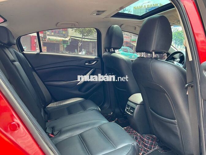 Mazda 6 model 2020 màu đỏ, máy 2.0 siêu êm