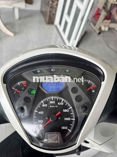 Honda SH 150cc Trắng bán hoặc giao luu