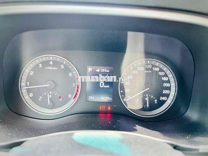 Hyundai Tucson 2.0AT Tiêu Chuẩn 2020 Lướt 38.000km