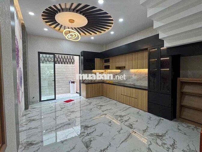 Cho Thuê Nhà Đặng Thùy Trâm 4PN, 4.5x17m, ST, Giá 29 Triệu
