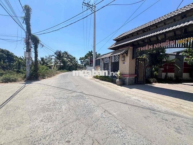 Bán 366,5m2 Đất Vĩnh Thạnh - Phường Tây Nha Trang. Giá: 10tr/m2