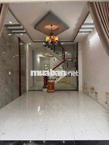 HÀNG NGỘP BÁN TRONG 3 NGÀY NHÀ TRỆT 2 LẦU HOÀN CÔNG DT 60m FULL THỔ