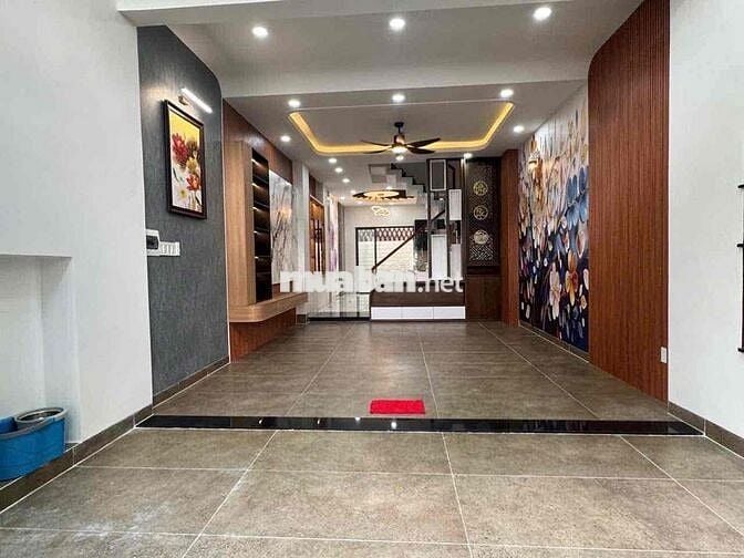 Cho Thuê Nhà Đặng Thùy Trâm 4PN, 4.5x17m, ST, Giá 29 Triệu