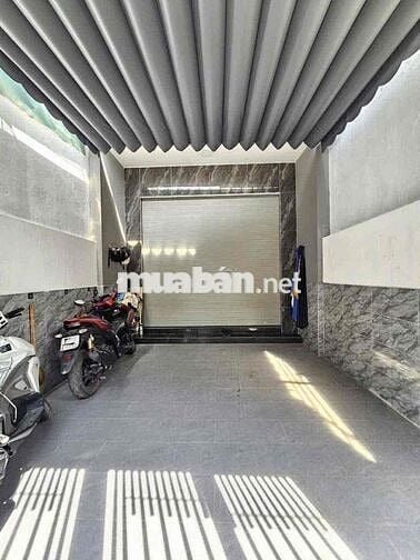 BÁN GẤP NHÀ CHÍNH CHỦ TRỆT 2 TẦNG GẦN TRƯỜNG CHỢ DĨ AN BÌNH DƯƠNG CŨ