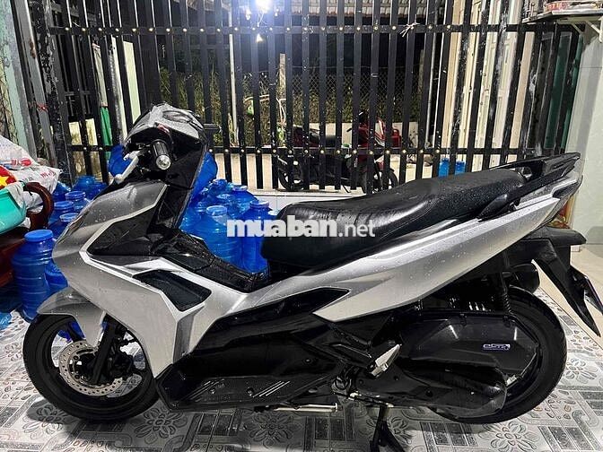 Honda Air Blade 125 2024 Bạc
