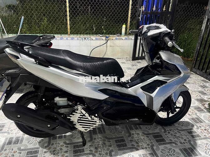 Honda Air Blade 125 2024 Bạc
