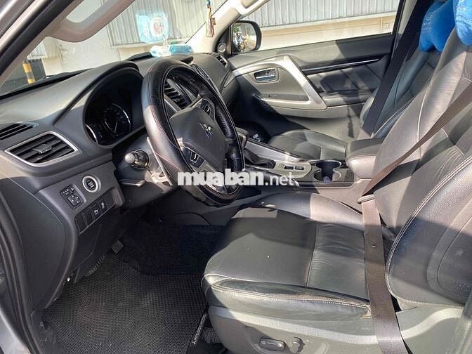 Mitsubishi Pajero Sport 2019 Xám Tự động