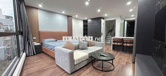 CHO THIÊ CĂN HỘ BAN CÔNG SIÊU THOÁNG NGAY TRUNG TÂM QUẬN 1