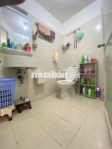 EHOM3 CĂN HỘ 2PN 64M2 + 2 WC  CÓ BANCON