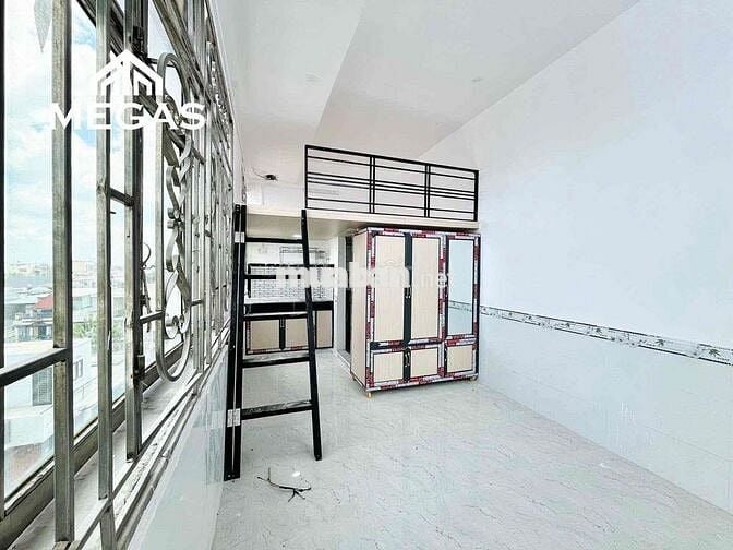 RỘNG 28m2  MỚI 100% NGAY VÒNG XOAY PHÚ LÂM CÓ THANG MÁY