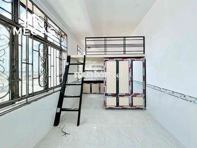 RỘNG 28m2  MỚI 100% NGAY VÒNG XOAY PHÚ LÂM CÓ THANG MÁY
