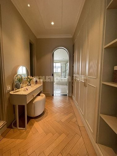 Chỉ 4.4 tỷ nhận ngay nhà liền kề 5 tầng có hầm, vỉa hè 3m đường 17m.