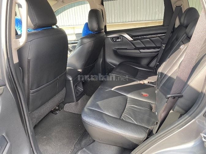 Cần bán xe MITSUBISHI Sport 4x2 AT