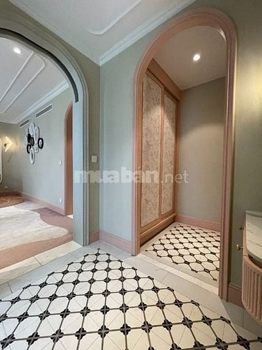 Chỉ 4.4 tỷ nhận ngay nhà liền kề 5 tầng có hầm, vỉa hè 3m đường 17m.