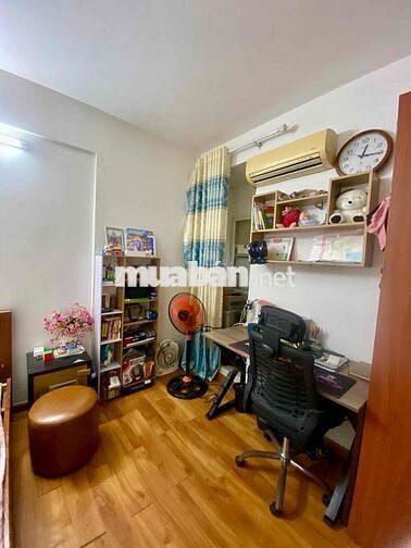 EHOM3 CĂN HỘ 2PN 64M2 + 2 WC  CÓ BANCON