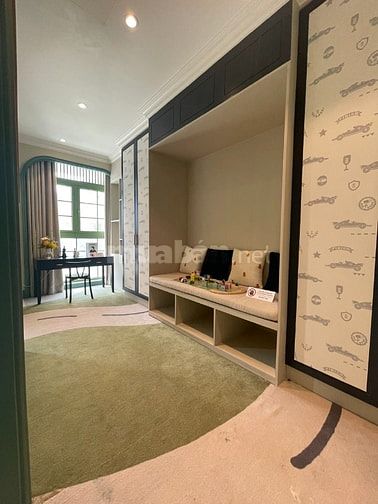 Chỉ 4.4 tỷ nhận ngay nhà liền kề 5 tầng có hầm, vỉa hè 3m đường 17m.
