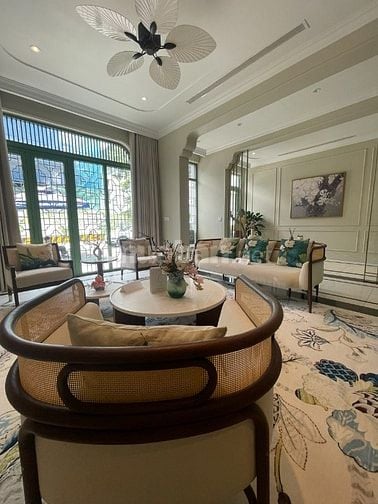 Chỉ 4.4 tỷ nhận ngay nhà liền kề 5 tầng có hầm, vỉa hè 3m đường 17m.