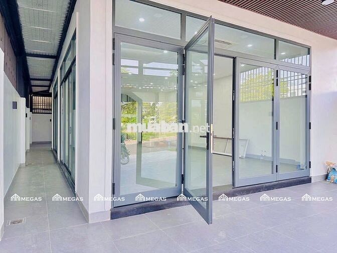 NHÀ NGUYÊN CĂN 2 PHÒNG NGỦ + 2 SÀN TRỐNG KINH DOANH - KĐT MỸ GIA GÓI 2