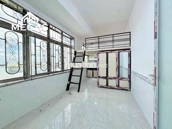RỘNG 28m2  MỚI 100% NGAY VÒNG XOAY PHÚ LÂM CÓ THANG MÁY