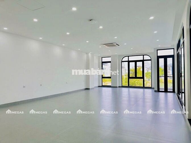 NHÀ NGUYÊN CĂN 2 PHÒNG NGỦ + 2 SÀN TRỐNG KINH DOANH - KĐT MỸ GIA GÓI 2
