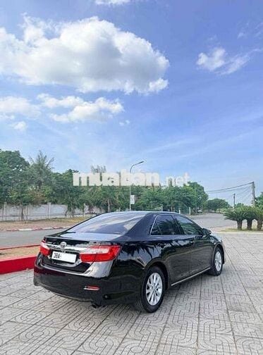Toyota Camry 2.0E Model 2013 12 vạn xịn