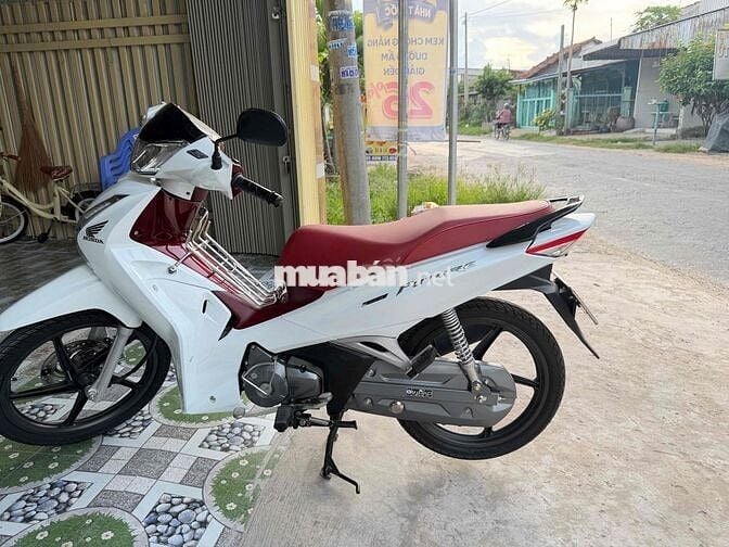 Honda Future LED 2023 Trắng đỏ