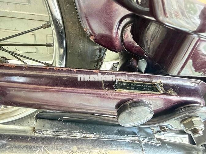 Honda Dream II Thái Lan Nâu Trắng