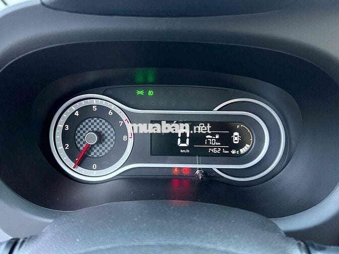 Hyundai i10 AT 2022 15000 km Đỏ Tự động