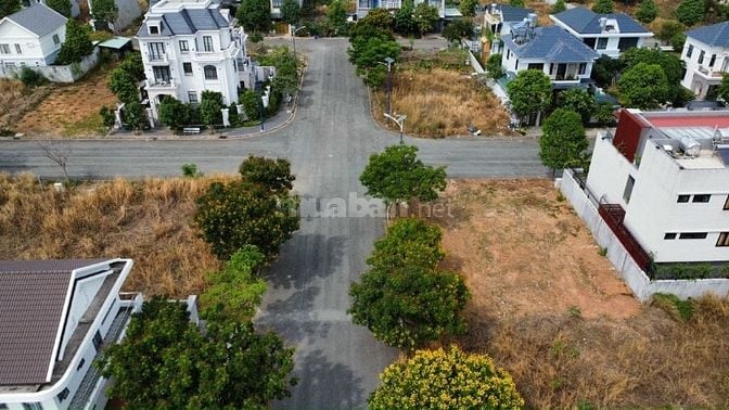 Cập nhật 4 Lô biệt thự góc 2 mặt tiền KDT Bình Nguyên