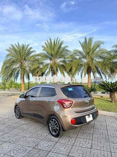 Hyundai Grand i10 1.2 AT 2018  Tự động