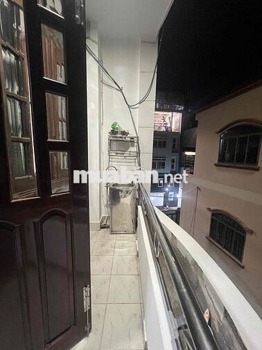 🌸🏡 GẦN CHỢ HOA HỒ THỊ KỶ – FULL NỘI THẤT – HẺM 333 TRẦN BÌNH TRỌNG, Q5