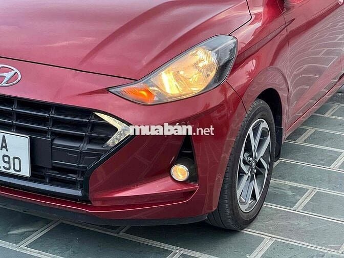 Hyundai i10 AT 2022 15000 km Đỏ Tự động