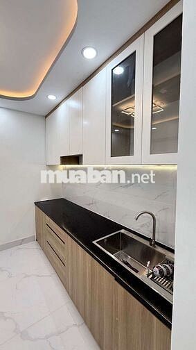Nhà 4,5m*12m , 2 Tầng BTCT, 3 Phòng Ngủ Rộng - Lũy Bán Bích - 5,xx TL