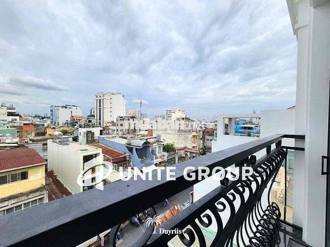 DUPLEX FULL TIỆN NGHI - thoáng mát - có THANG MÁY, ngay LÊ VĂN SỸ