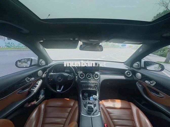 Mercedes-Benz GLC 300 2018 Trắng 120000 km