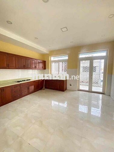 🚀 Cho Thuê Nhà Mặt Tiền D4 Him Lam Q7 - Có Thang Máy - Sàn 600m2 -65TR