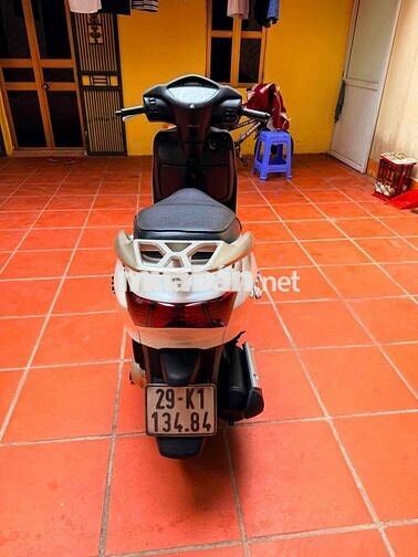 Honda Lead Trắng