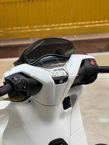 Honda SH350i 2022 Trắng 1 vạn