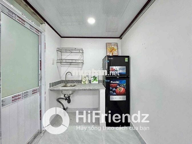 Phòng Duplex Siêu Xinh  - Mặt Tiền Đường Gần UEH , Sư Phạm , SGU