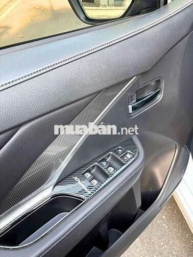 Mitsubishi Xpander 1.5AT 2020 Trắng 7 chỗ 9 vạn km