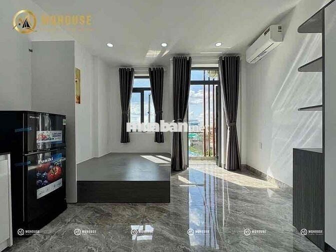 Studio Ban Công | Sát Bên Đầm Sen | Full Nội Thất - MGR