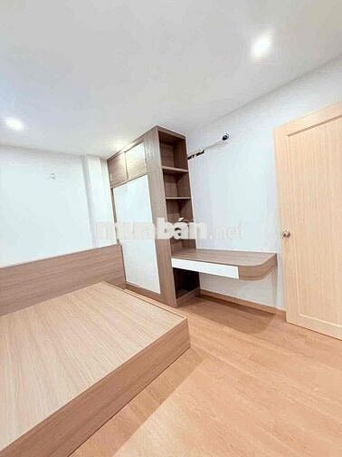 NHÀ NGUYÊN CĂN 3 PHÒNG NGỦ - 2WC, SẴN 3 Máy Lạnh, Nhà Mới